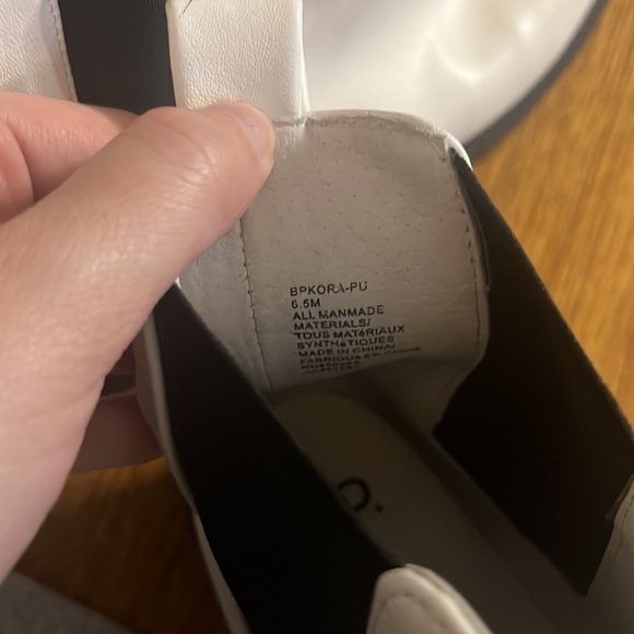 BP. Woman’s White Ankle Boots Size 6.5 - Picture 7 of 7